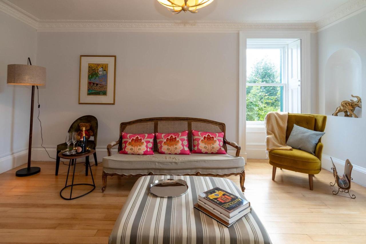 Rosebank House Blairgowrie - Sleeps 12, Games Rooms, Ev Point, Pets Welcome Blairgowrie and Rattray ภายนอก รูปภาพ