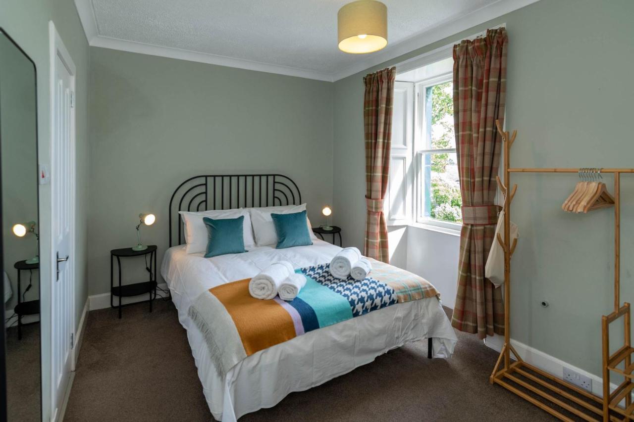 Rosebank House Blairgowrie - Sleeps 12, Games Rooms, Ev Point, Pets Welcome Blairgowrie and Rattray ภายนอก รูปภาพ