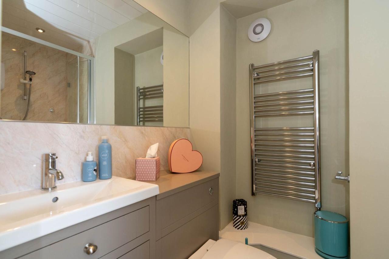Rosebank House Blairgowrie - Sleeps 12, Games Rooms, Ev Point, Pets Welcome Blairgowrie and Rattray ภายนอก รูปภาพ